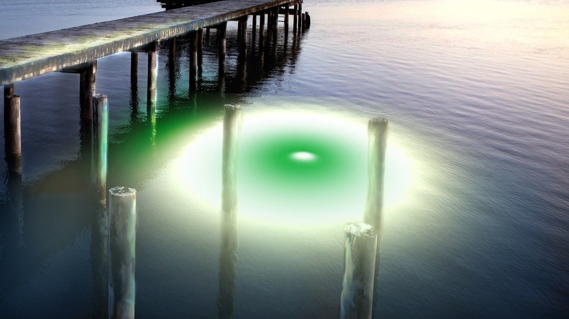 Mega-Watt Iris Underwater LED Lighting System Mega-Watt Iris Underwater LED Lighting System