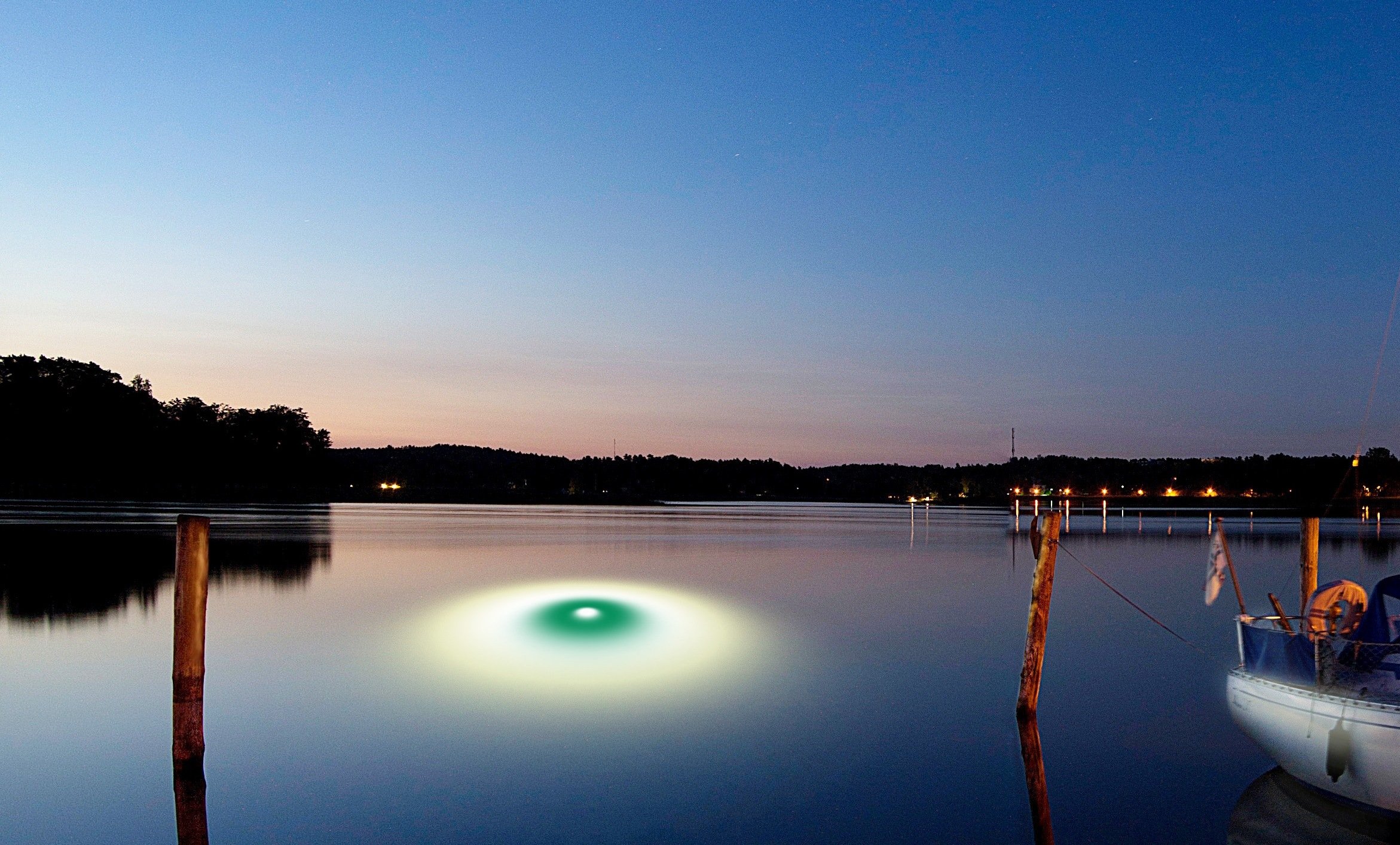 Apollo Iris Underwater LED Lighting System Apollo Iris Underwater LED Lighting System