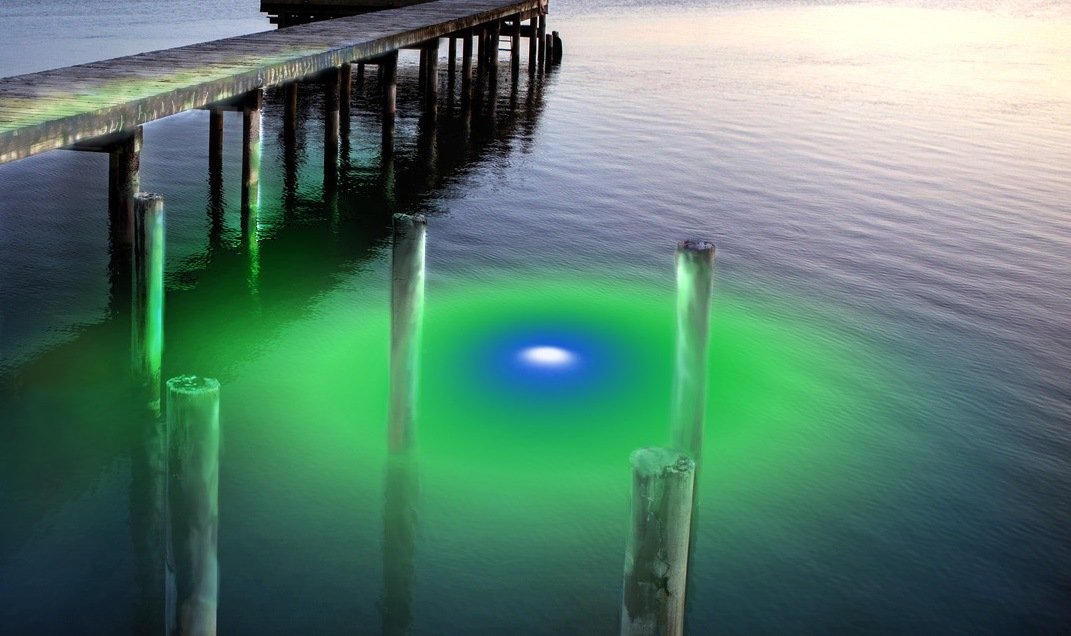 Mega-Watt Iris Underwater LED Lighting System Mega-Watt Iris Underwater LED Lighting System