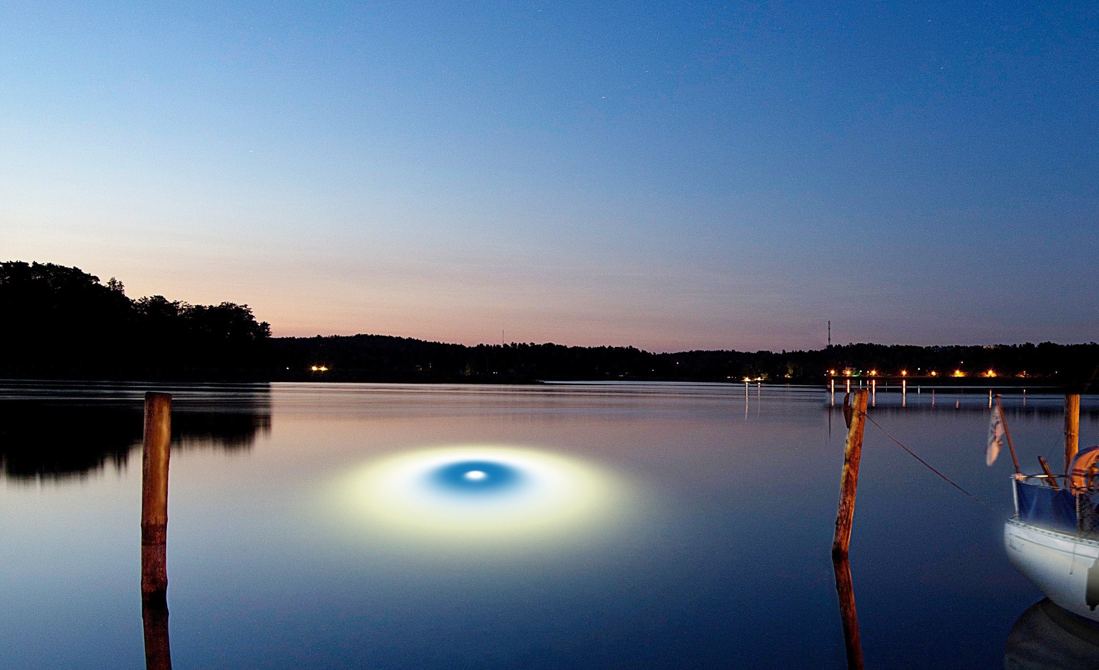 Apollo Iris Underwater LED Lighting System Apollo Iris Underwater LED Lighting System
